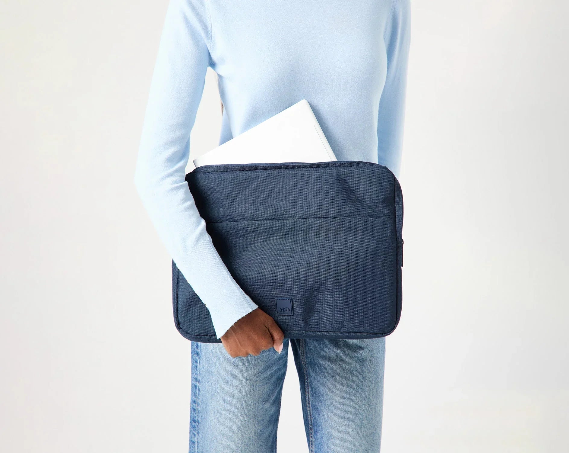 Capture Laptop Case 13"
